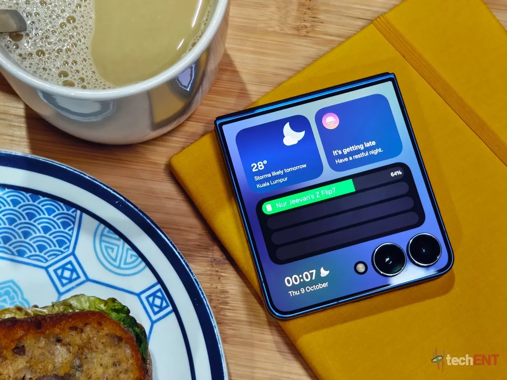 Galaxy Z Flip7 5G Review 37