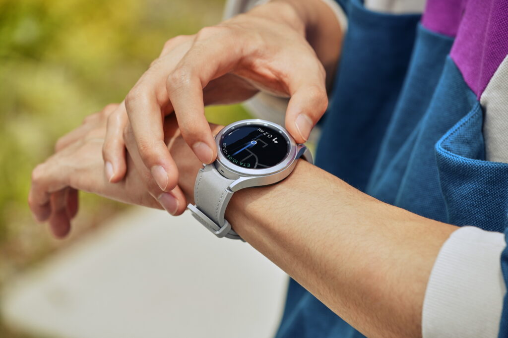 7. Galaxy Watch4 Lifestyle Google Maps