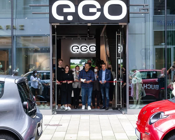 e go mobile opens an iconic brand store in hamburg germanys second largest city