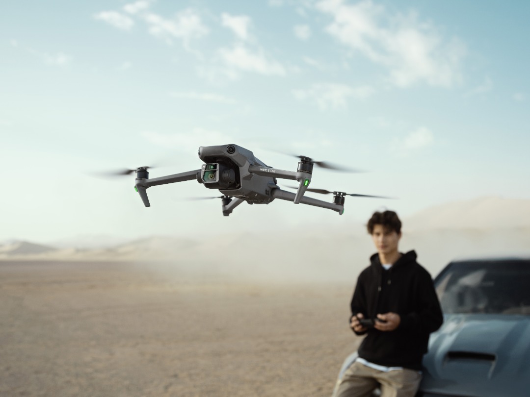DJI Mavic 3 4