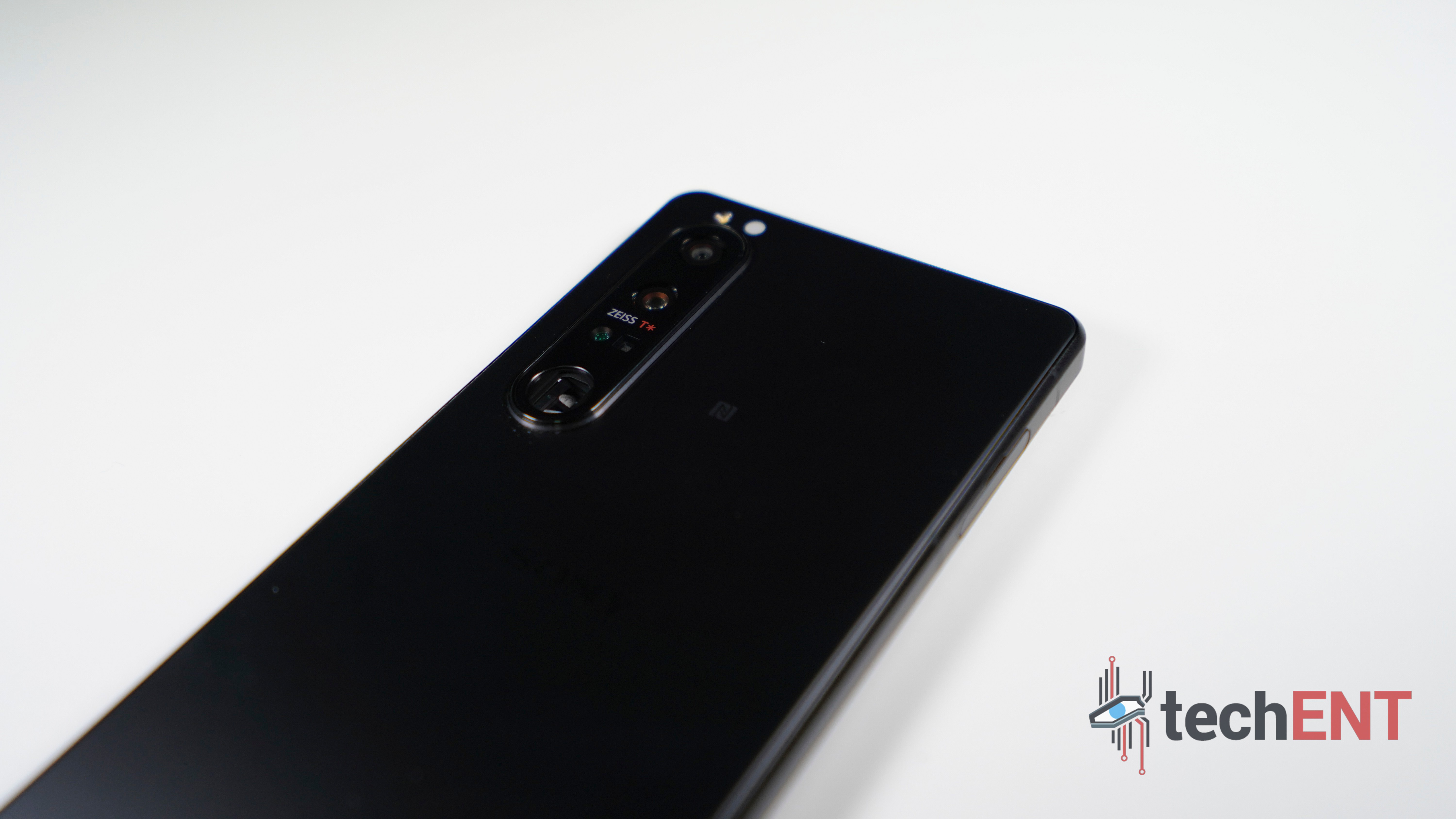 SONY XPERIA 1 III 1