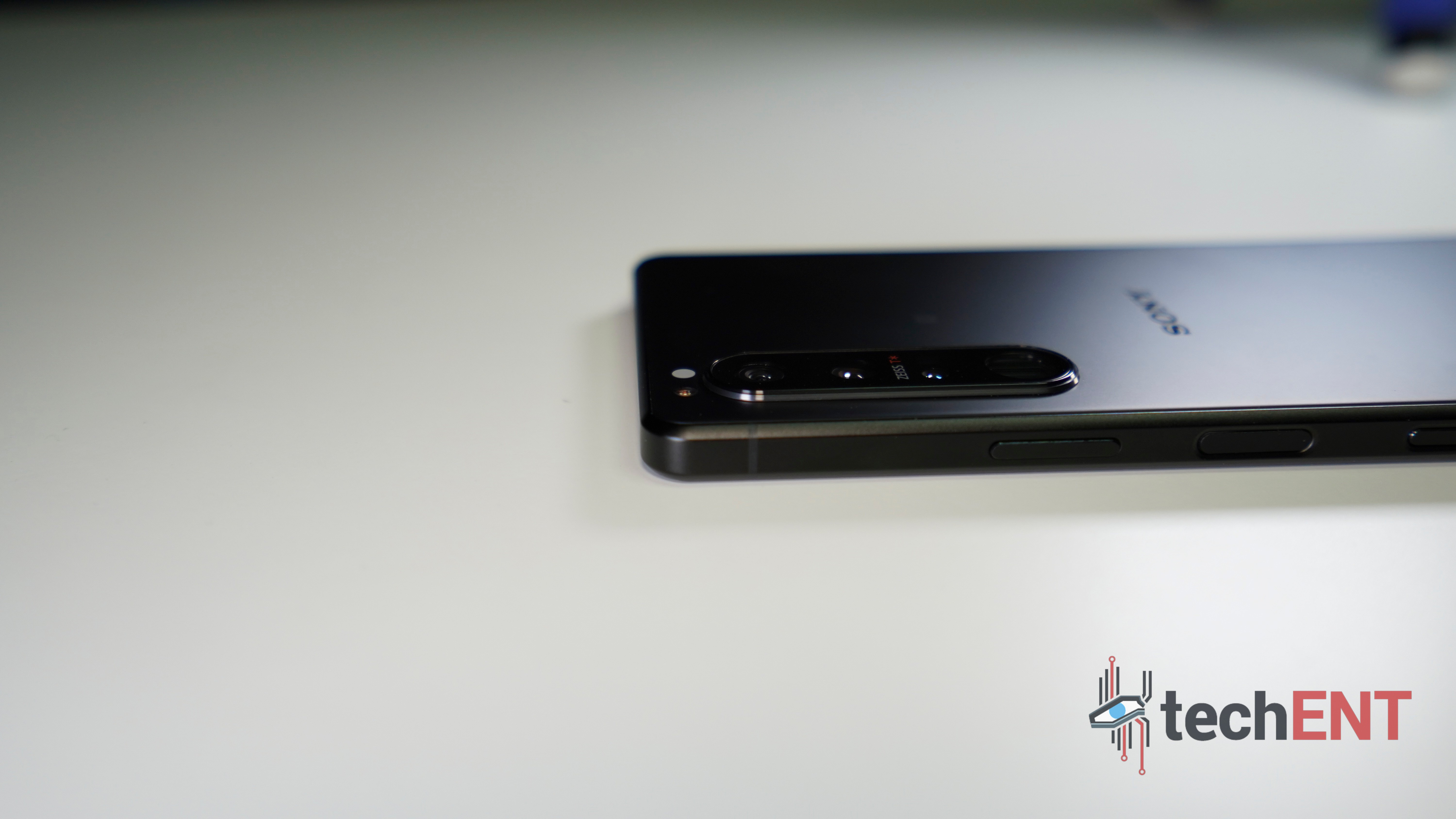 SONY XPERIA 1 III 13
