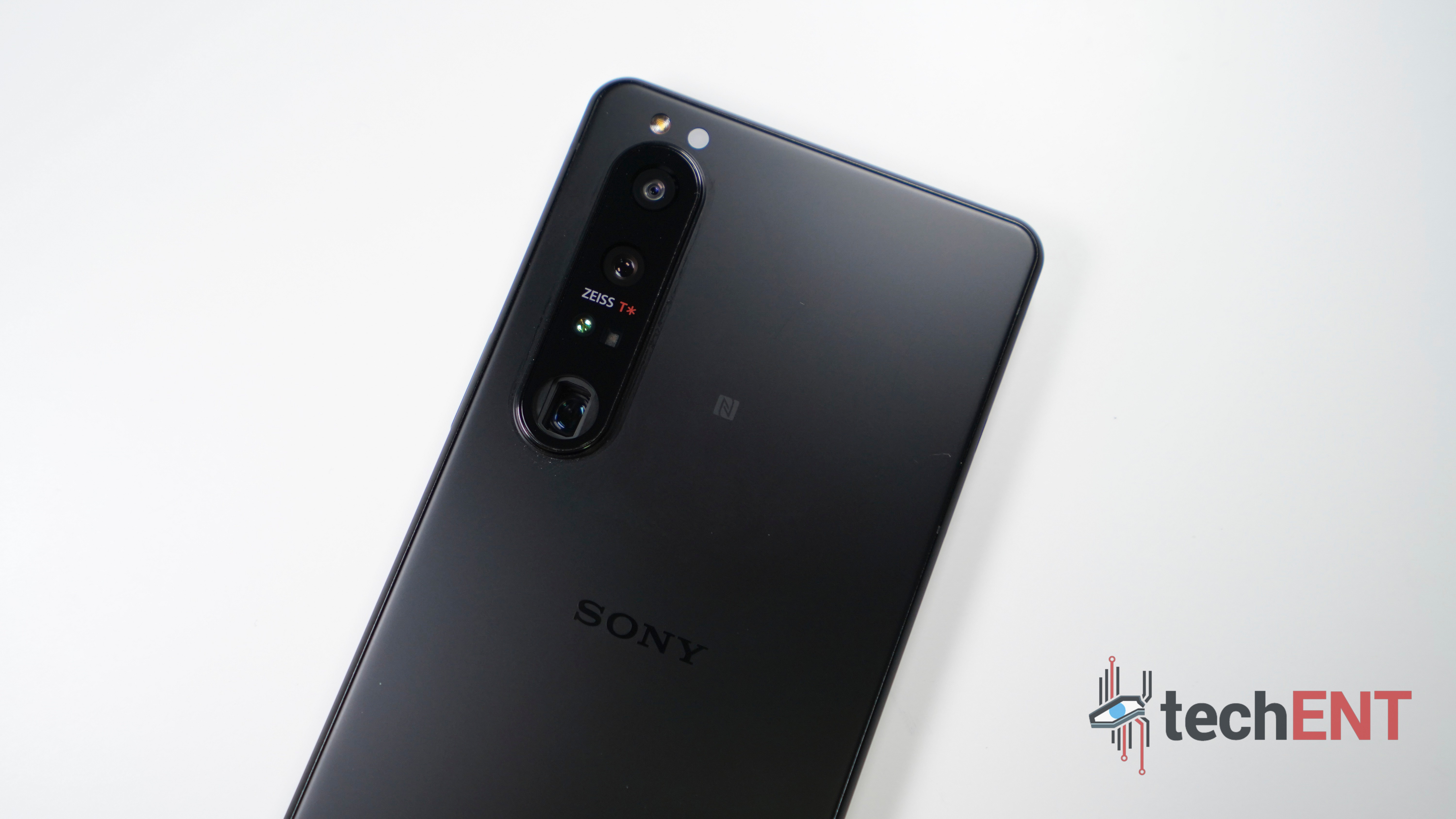SONY XPERIA 1 III 2