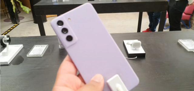 Screenshot 2022 01 05 at 21 53 29 Samsung Galaxy S21 FE 5G Lavender Hands on techENT Tech Your Way