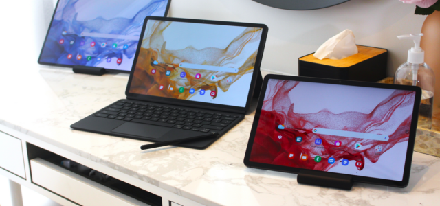 Samsung Galaxy Tab S8 series Unpacked 01
