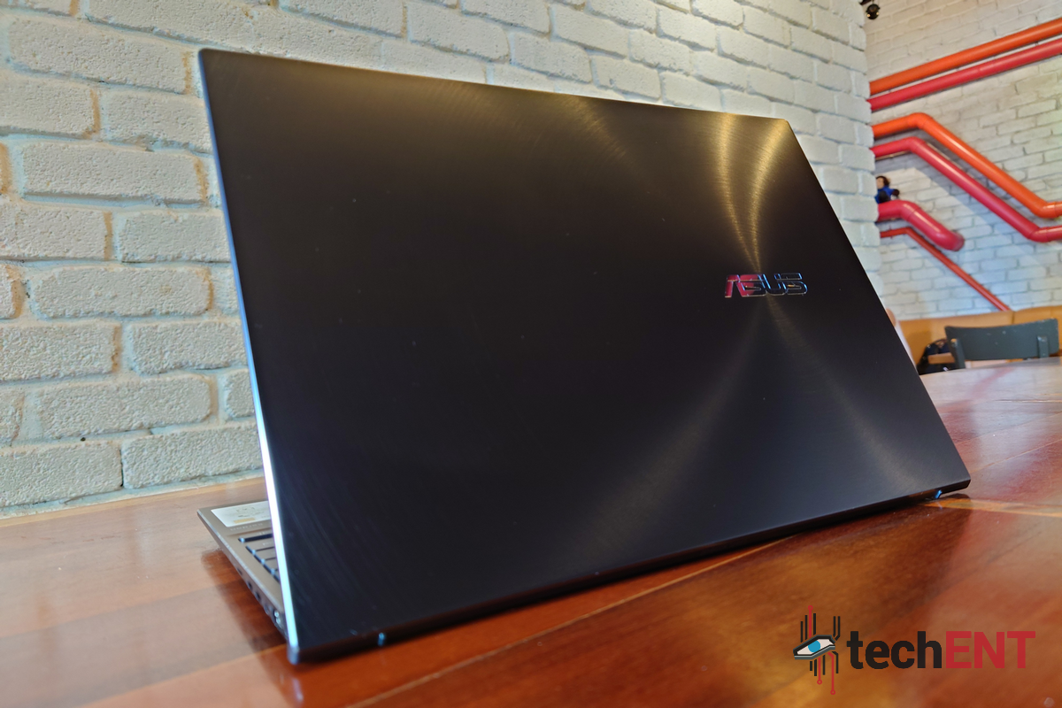 ASUS Zenbook 14X OLED (UX5400E) In-Depth Review - Eye Candy and ...