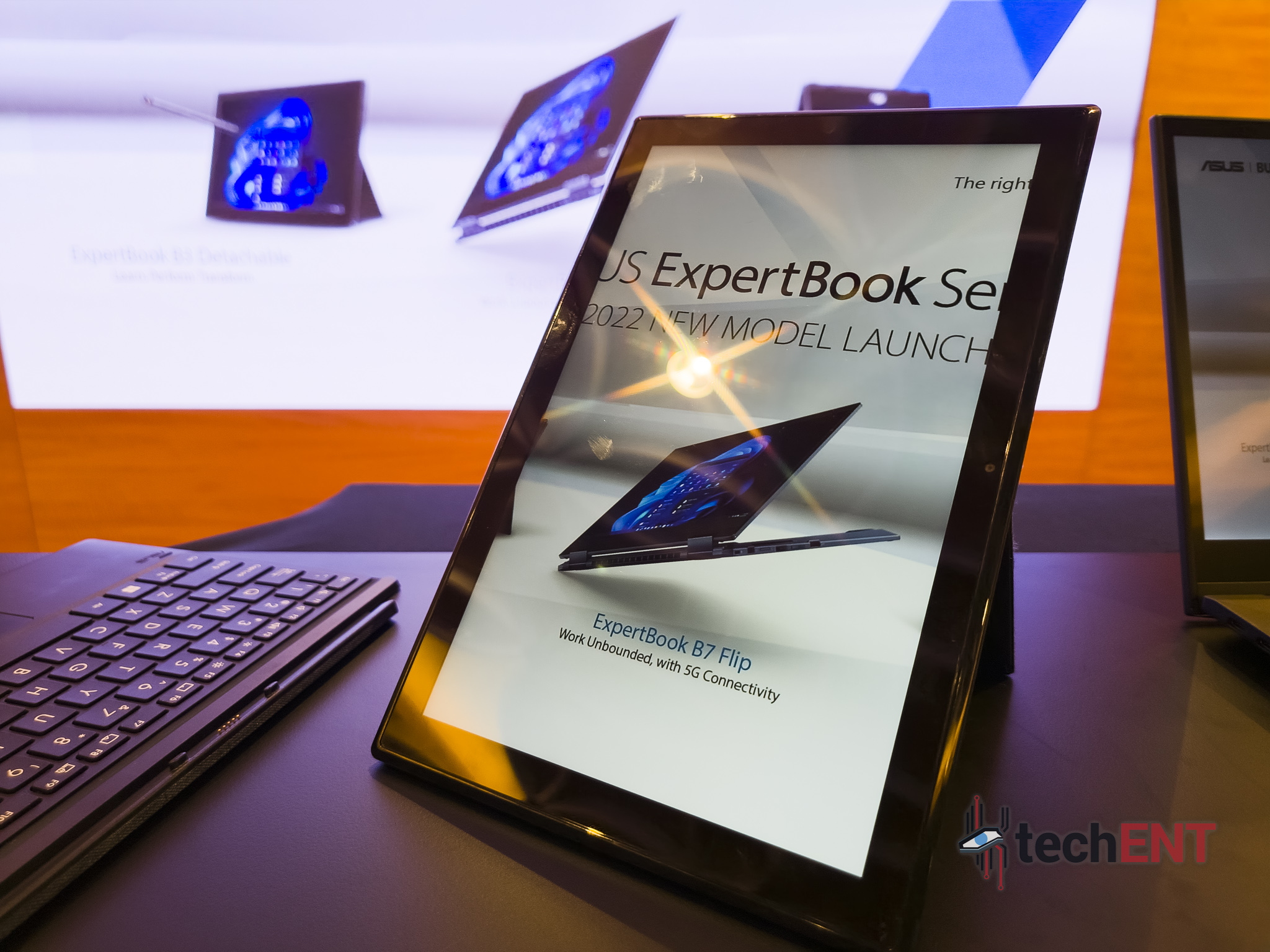 ASUS EXPERTBOOK B3 DETACHABLE 14
