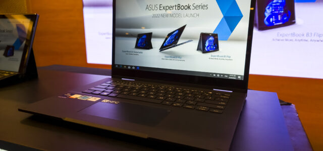 ASUS EXPERTBOOK B7 FLIP LAUNCH 01