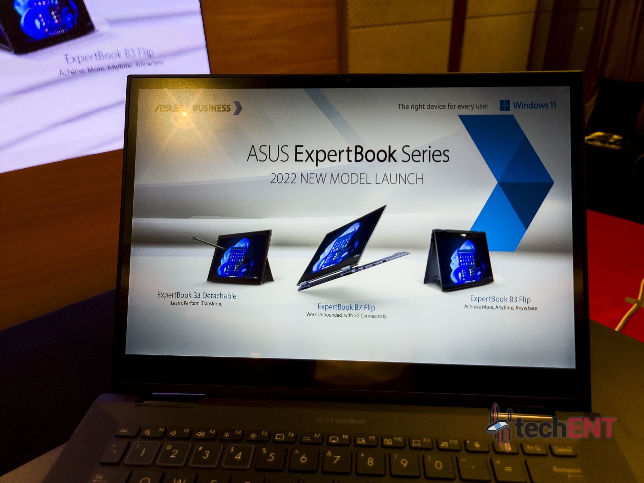 ASUS EXPERTBOOK B7 FLIP LAUNCH 12