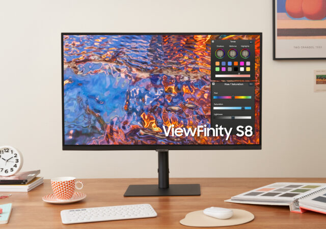 ViewFinity S8 1
