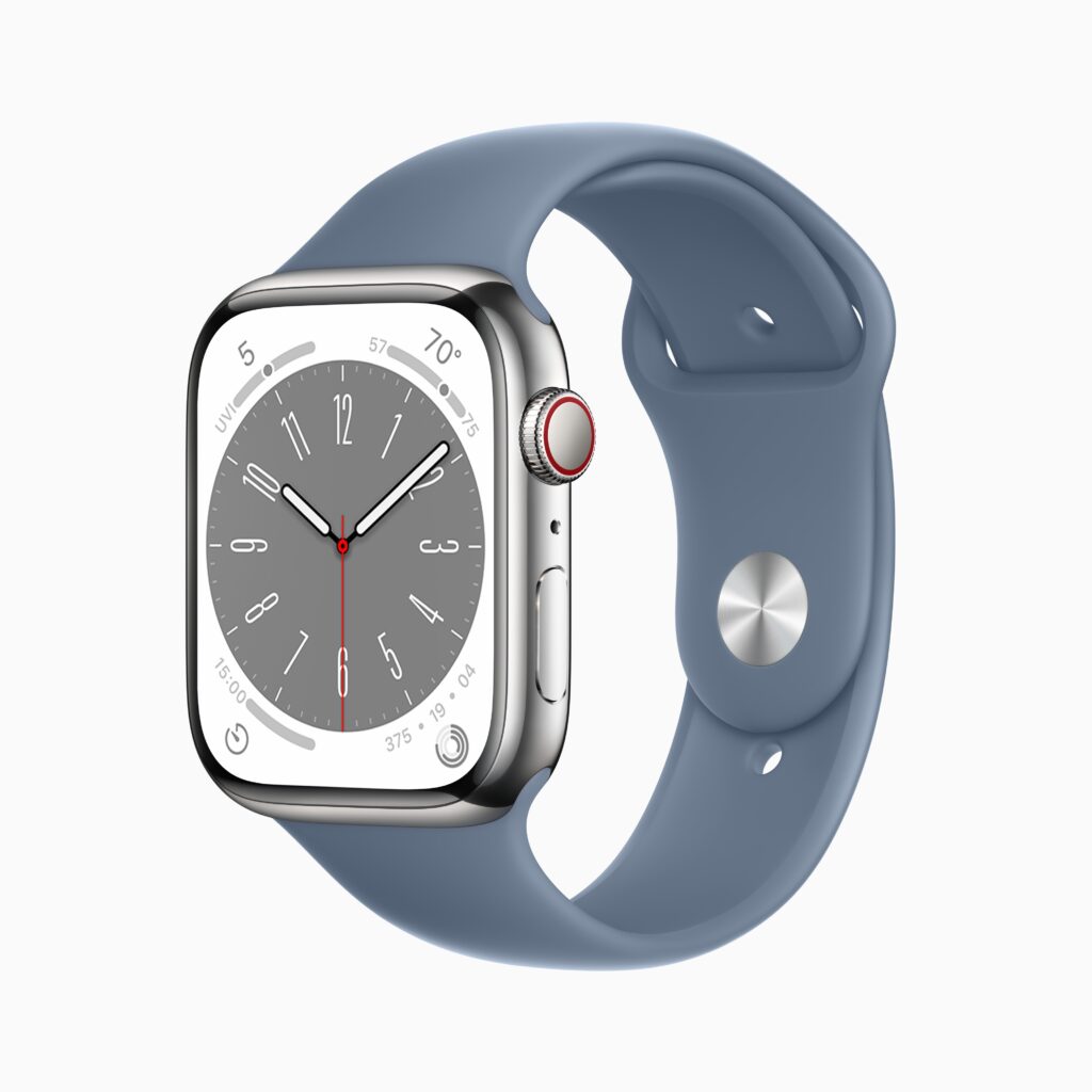 Apple Watch S8 stainless steel silver 220907