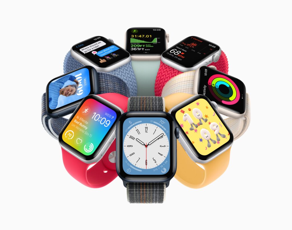 Apple Watch SE 8up hero 220907