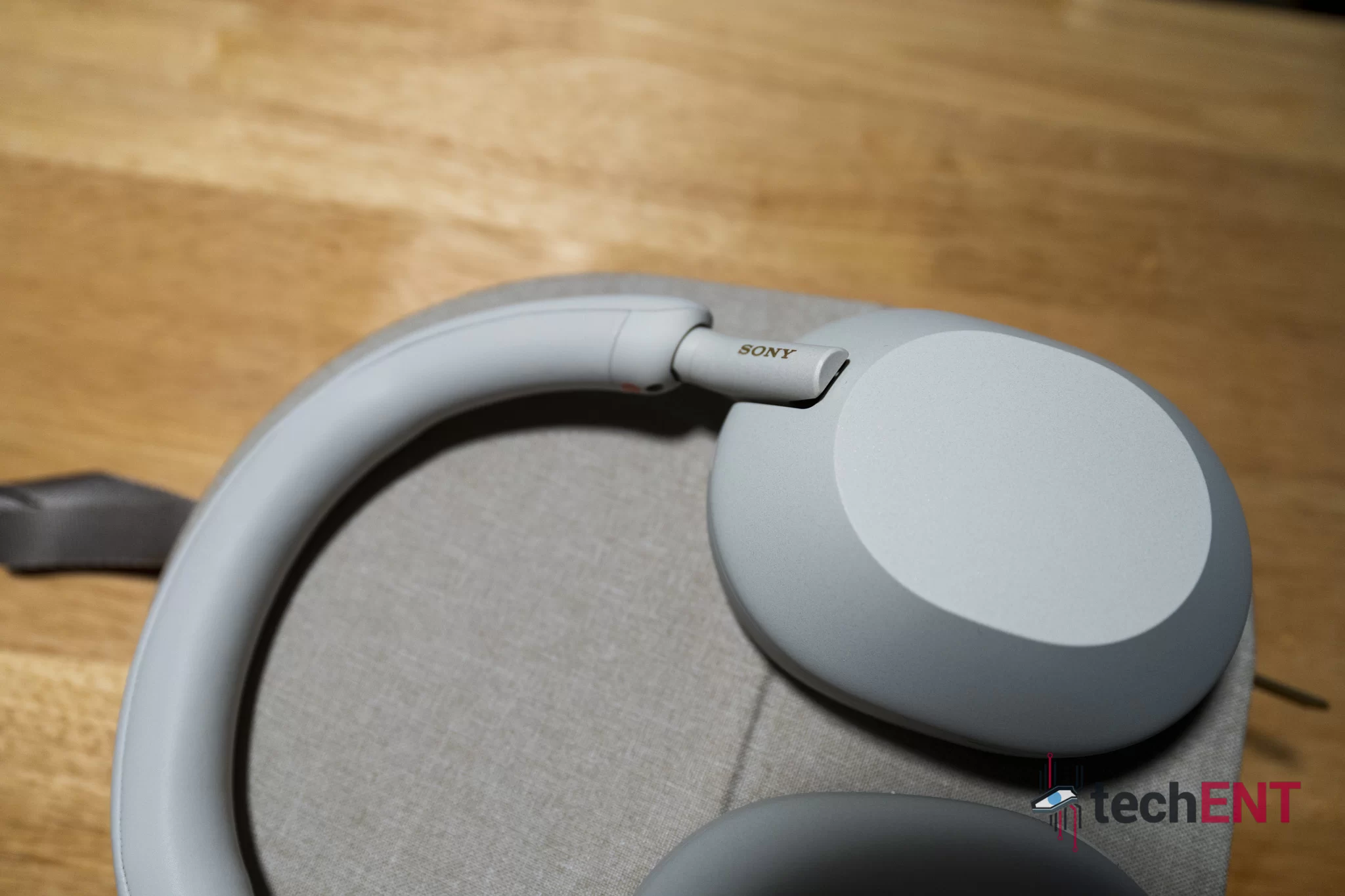 Sony WH 1000XM5 02