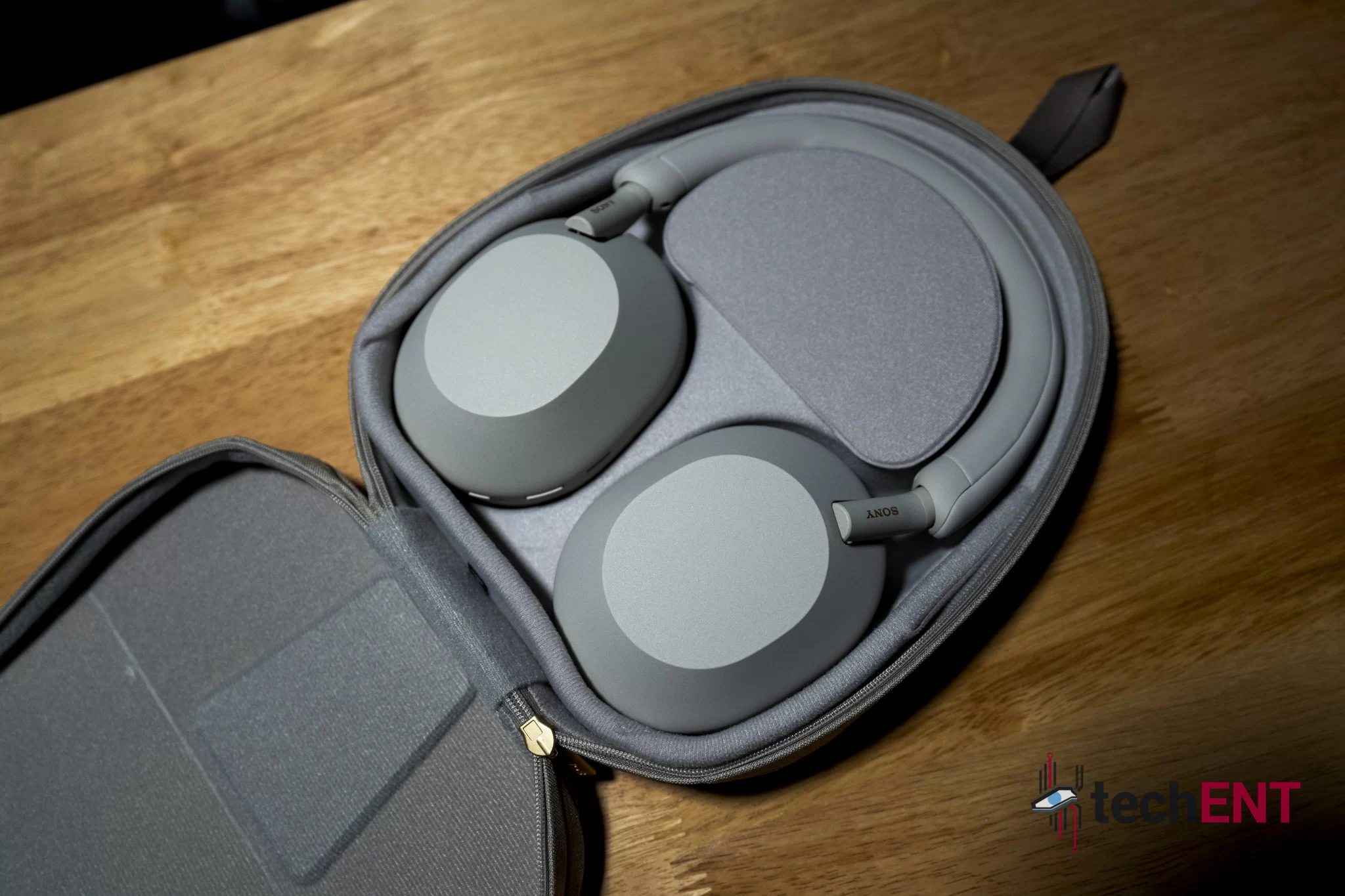 Sony WH 1000XM5 13