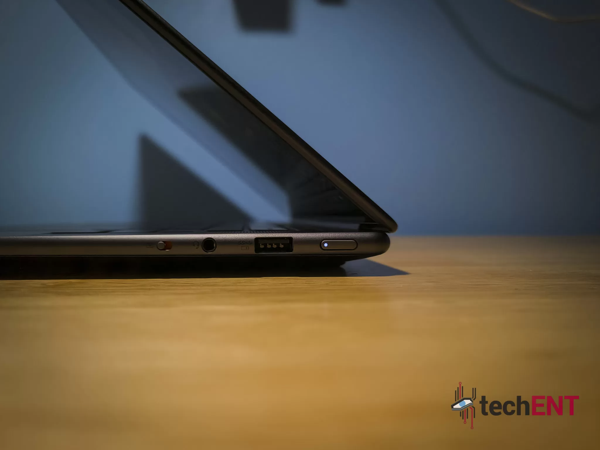Lenovo Yoga Slim 7 Pro X 20