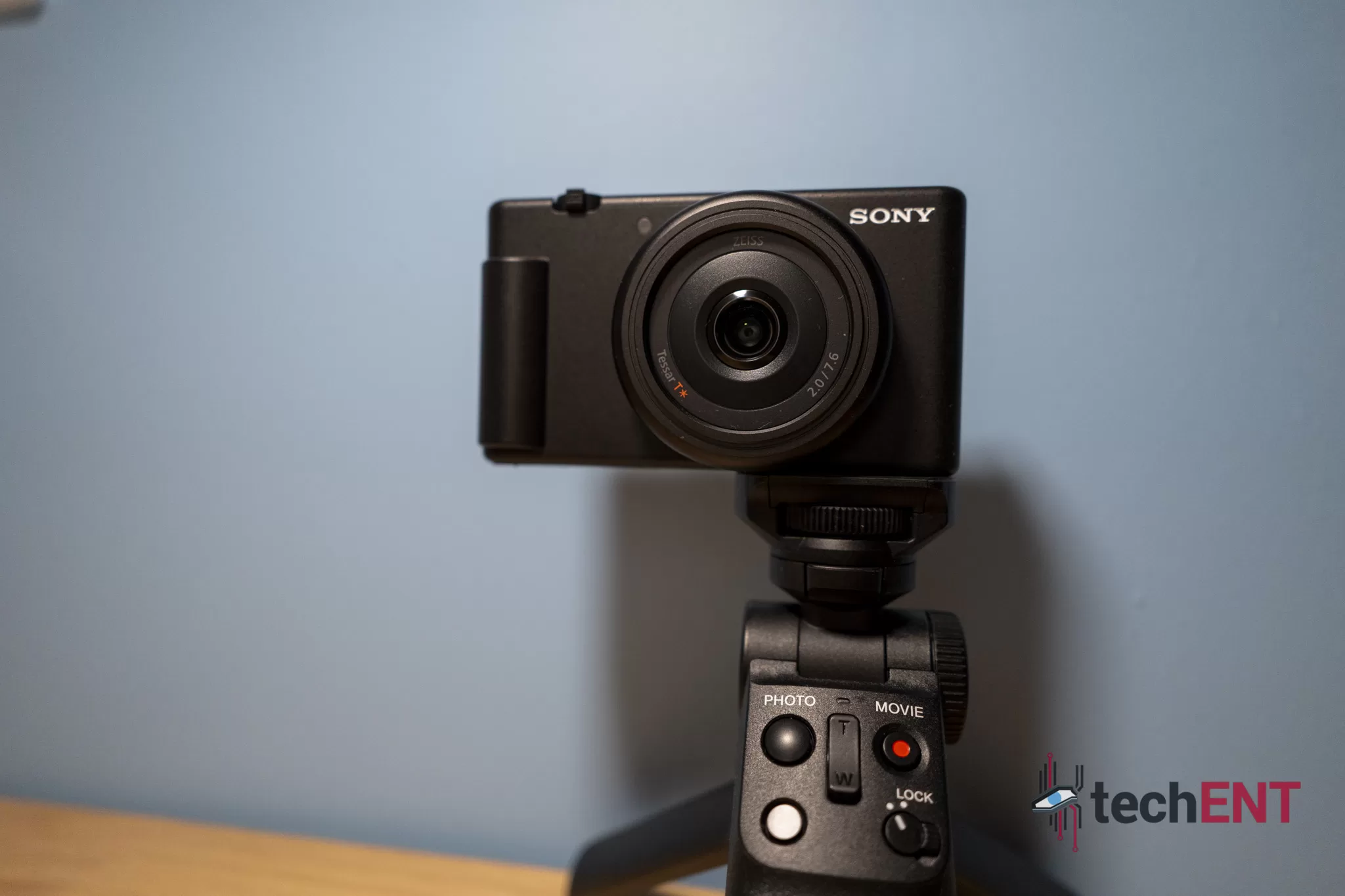 The Sony ZVF In Depth Review – Just Like the ZV, But Not