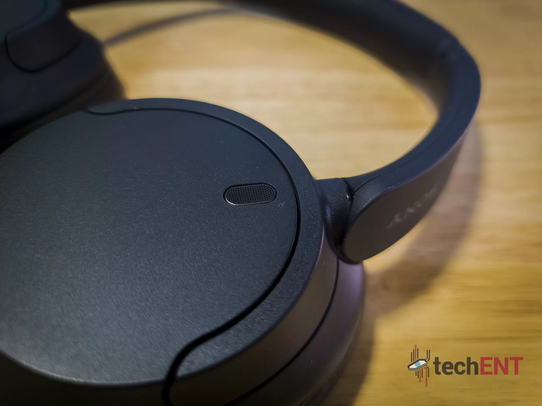 Sony WH CH720N Review 03