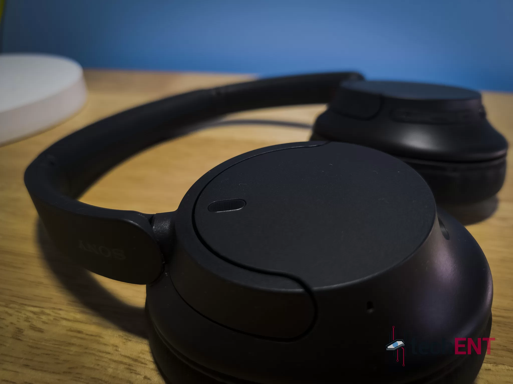 Sony WH CH720N Review 06