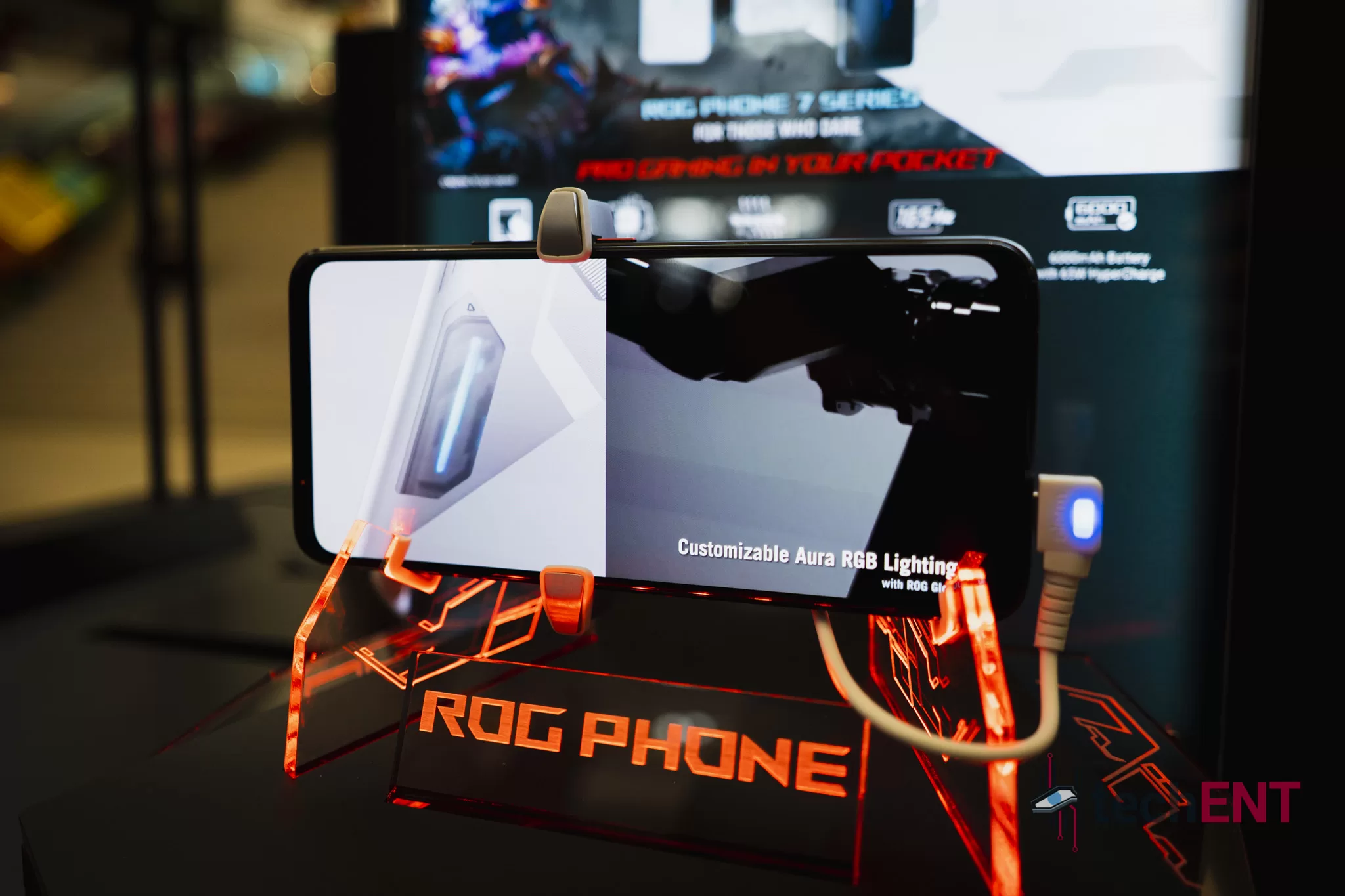 ASUS ROG Phone 7 01