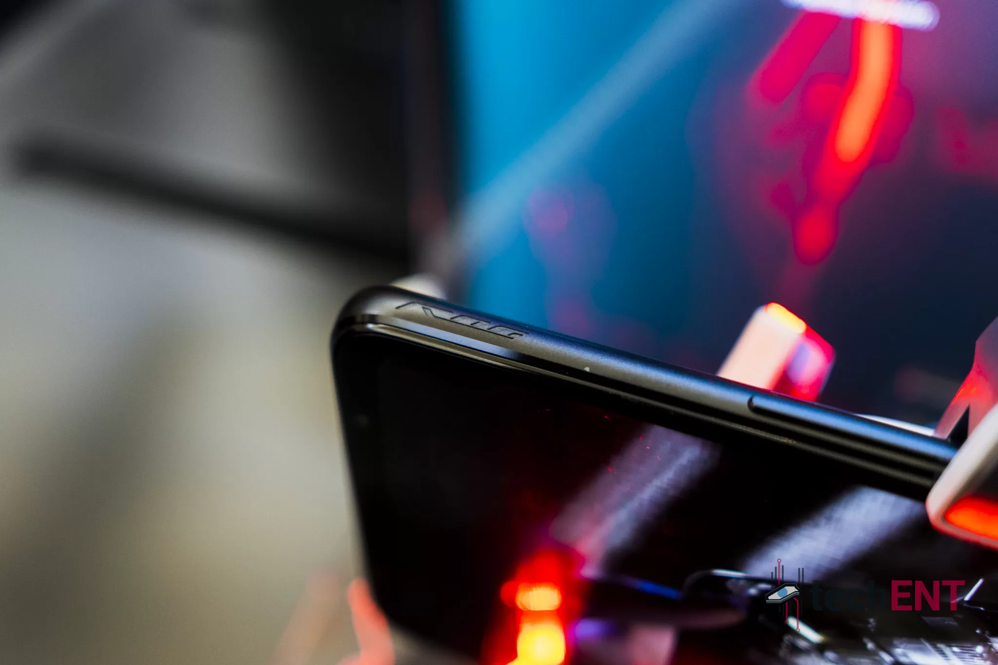 ASUS ROG Phone 7 04
