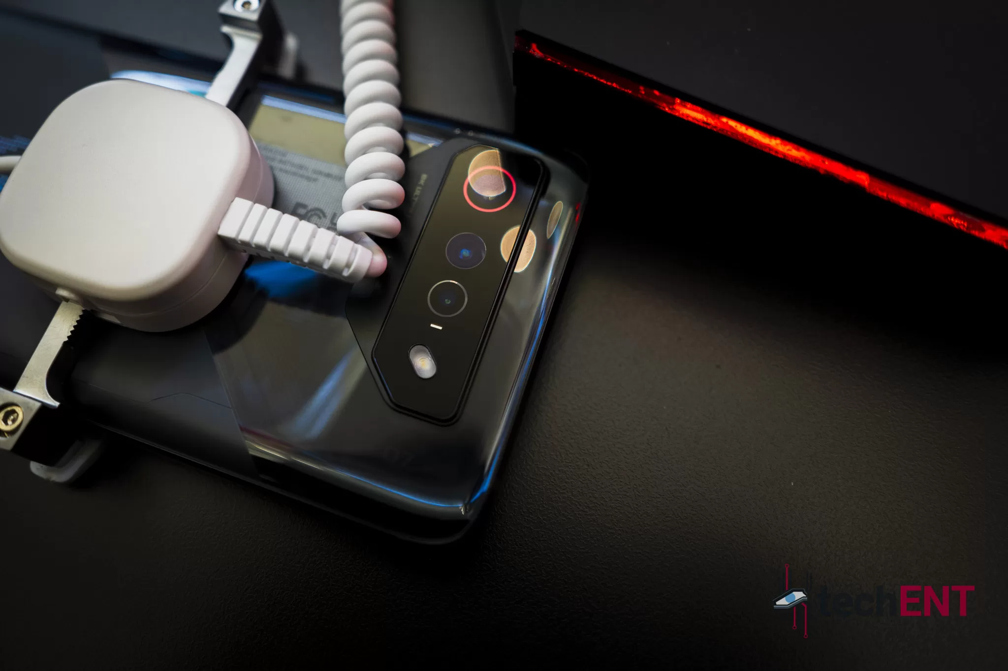 ASUS ROG Phone 7 10