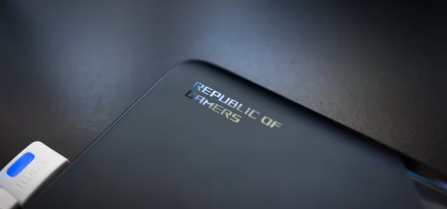 ASUS ROG Phone 7 13