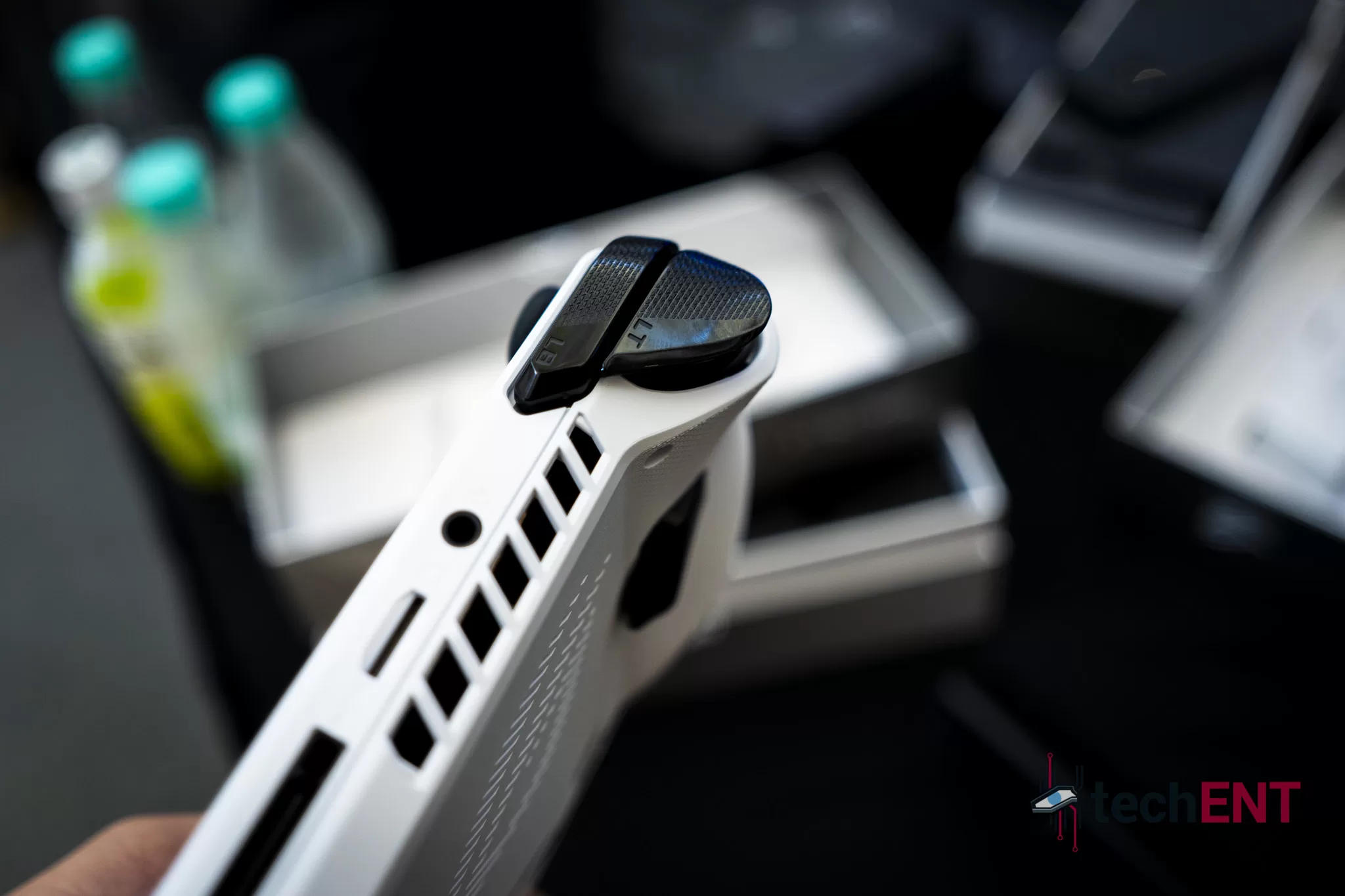 ROG ALLY 09