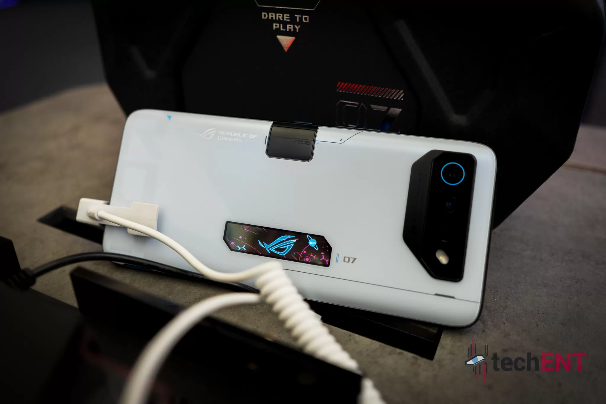ROG Phone 7 Ultimate 12