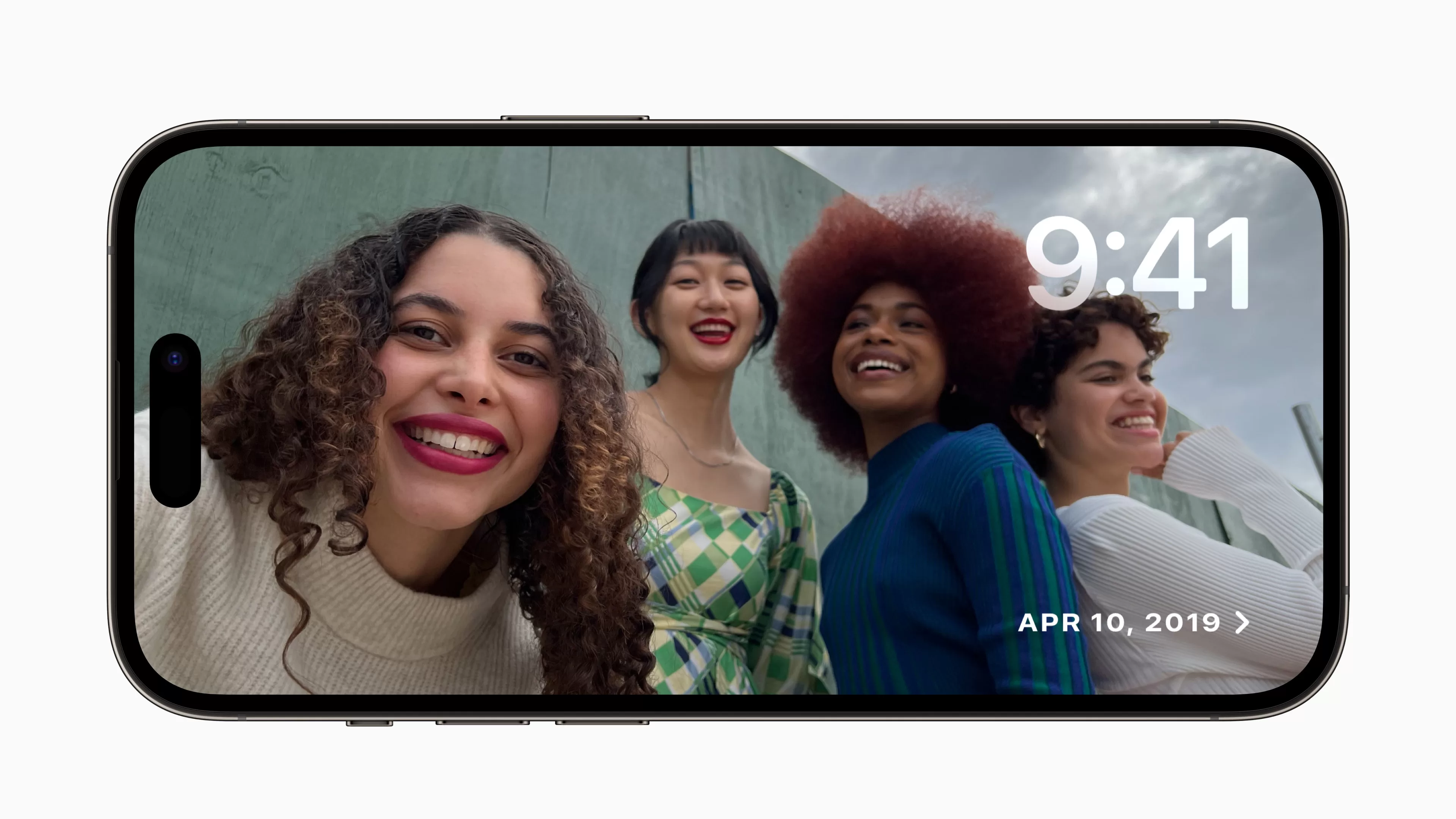 Apple WWDC23 iOS 17 StandBy photo album 230605
