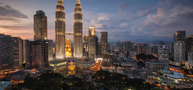 petronas tower kuala lumpur malaysia