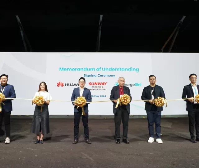 2 Sunway Huawei and ChargeSini Officiate their Partnership