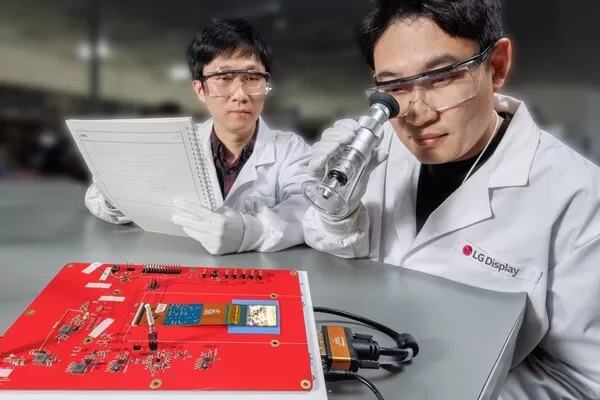 LG Display's Research Results on OLEDoS for VR Selected as Distinguished Paper at SID Display Week 2024