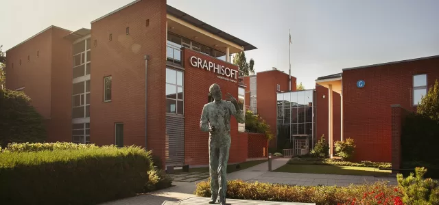 GRAPHISOFT Steve Jobs Statue