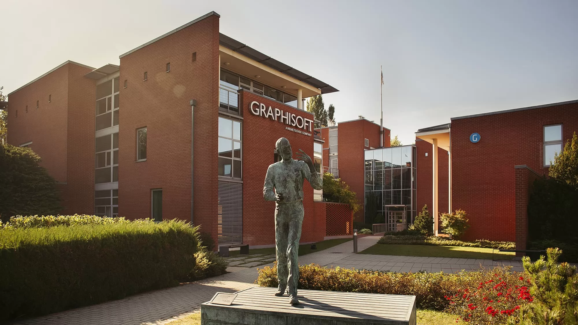 GRAPHISOFT Steve Jobs Statue