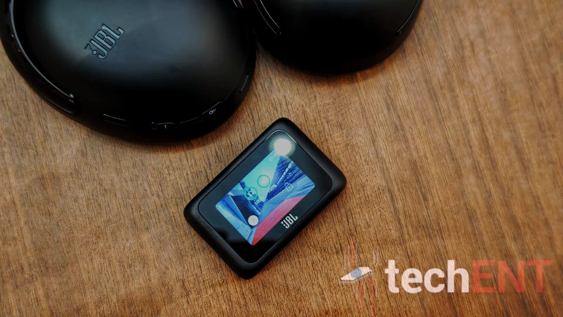 JBL Smart Tx Receiver which enables Auracast on the Tour ONE M3