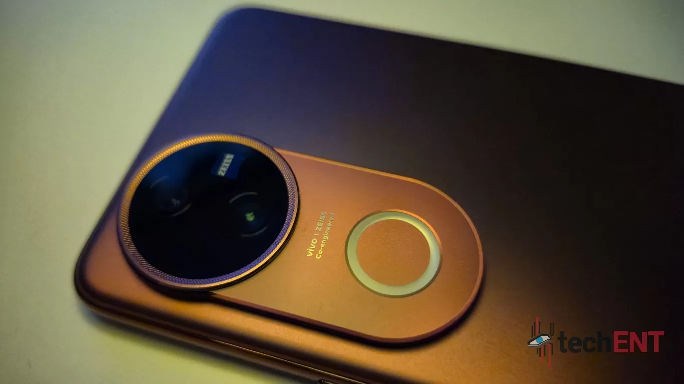 vivo V50 Product Shot 17