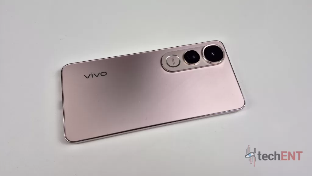 vivo 50 Lite 01