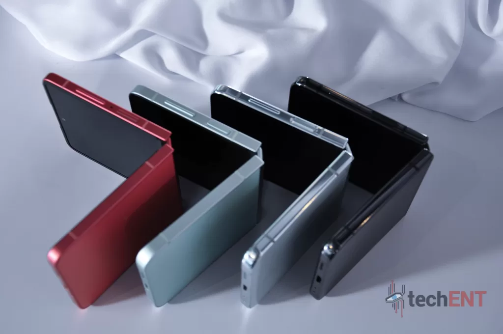 Samsung Unpacked Galaxy Z Flip7 16