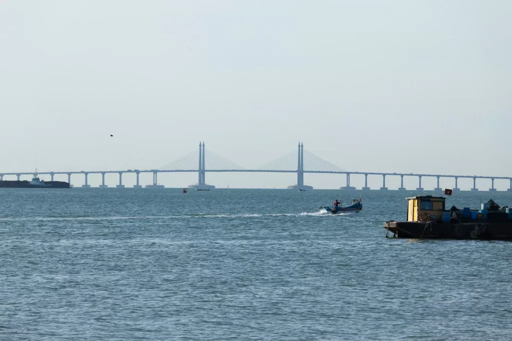 yaopey yong nupj0yx s Q unsplash penang bridge