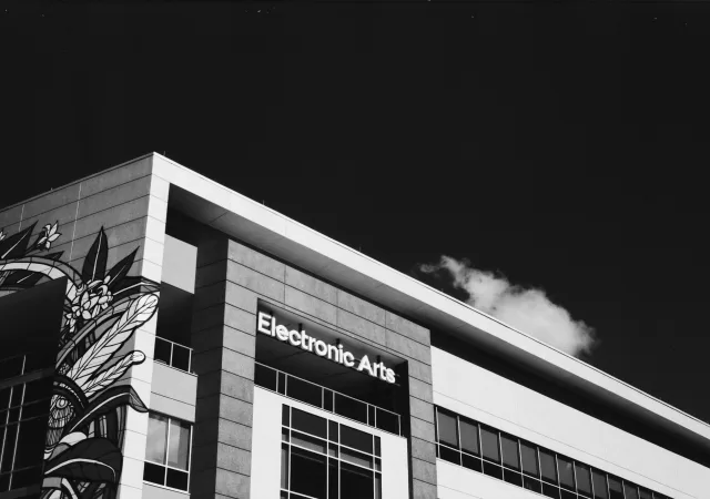electronic arts ea sergei novikov hINZToFF Ss unsplash