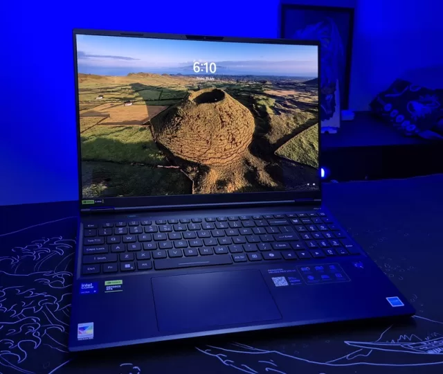 Acer Predator Helios Neo 16s AI Front
