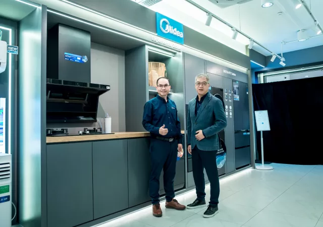 Image 12 Midea Brand Stores Grand Opening