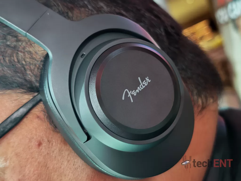 Fender Audio MIX Headphones 01