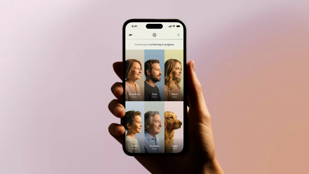 Luffu Hand and Phone Land