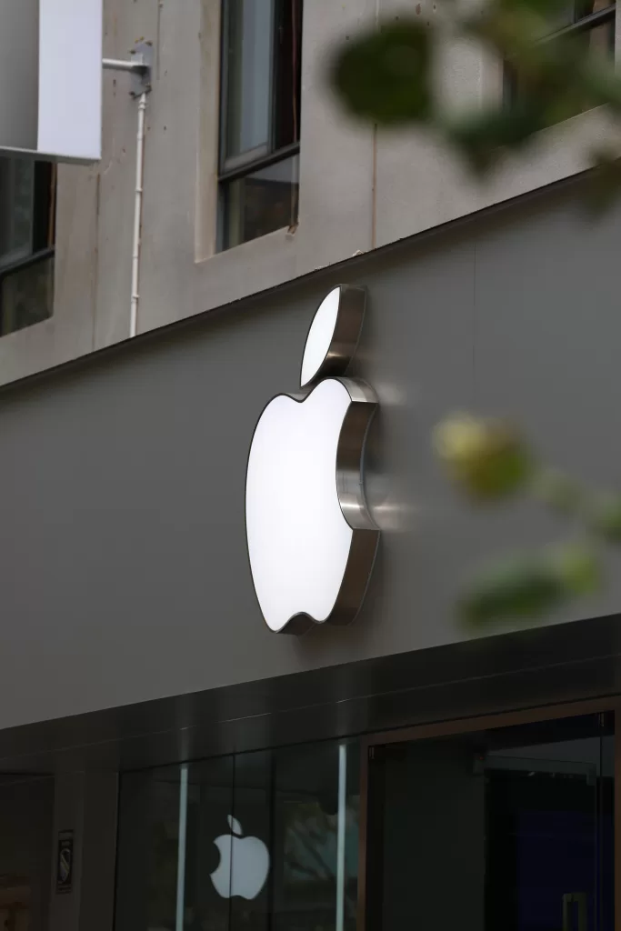 apple pexels andy lee 222330306 33806550