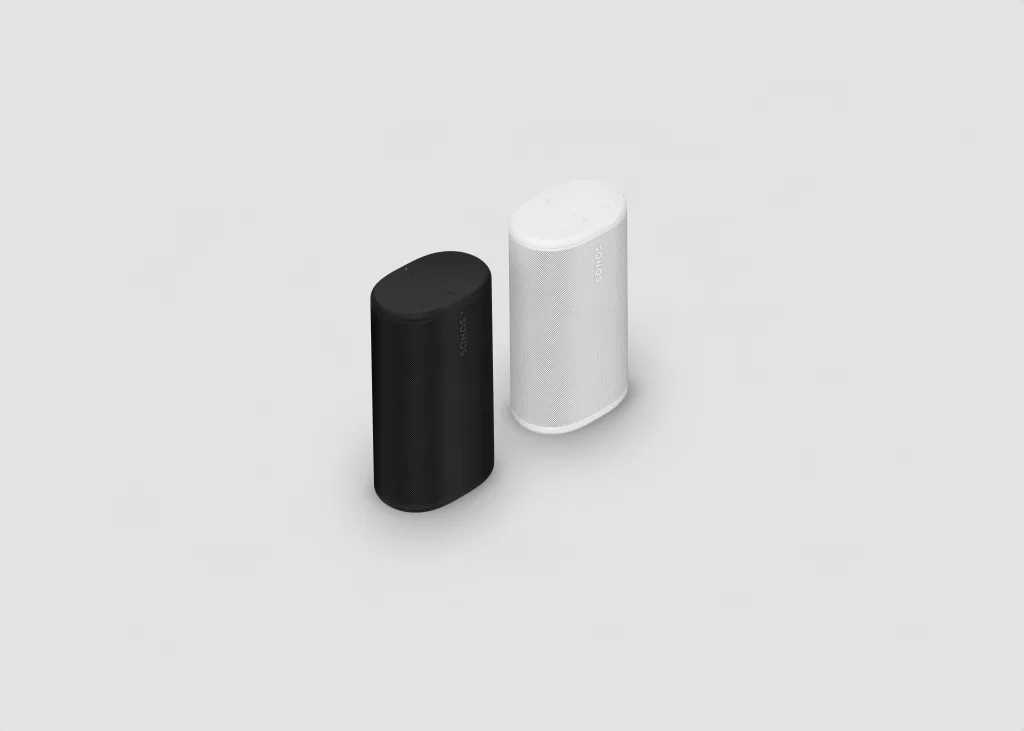 Sonos Play Black and White