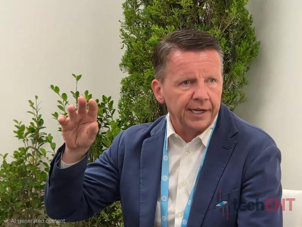 Jeremy Burton, General Manager, Observability at Snowflake, addressing the media during a roundtable at Snowflake Summit 26.