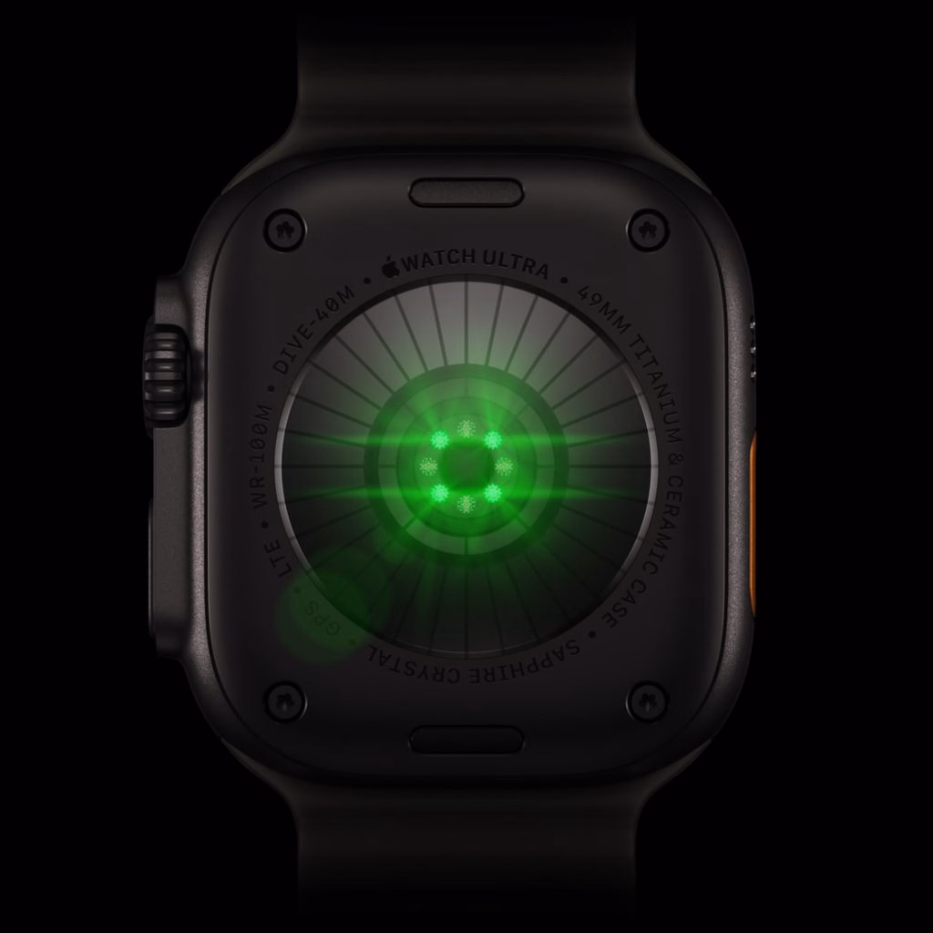 Apple Watch Ultra 4 heart rate sensing 260909 inline.jpg.large 2x
