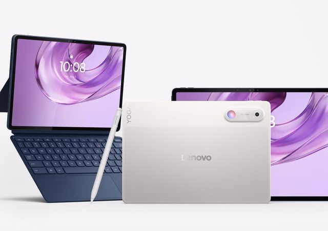 Photo 11 The Yoga Tab Gen 2 in Cosmic Blue and Seashell